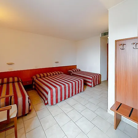 Hotel E Appartamenti La Solaria Hotel 3*