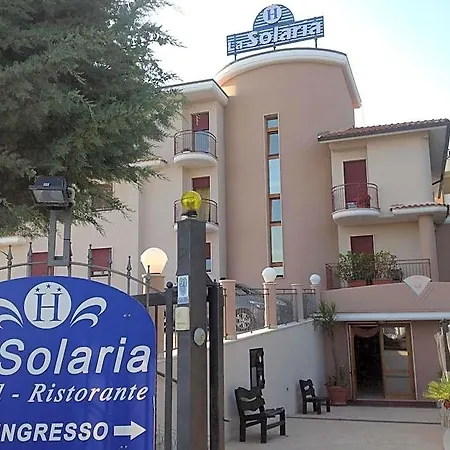Hotel E La Solaria Con Parcheggio Gratuito A 450 Mt Dalla Nuova Basilica Di Padre Pio